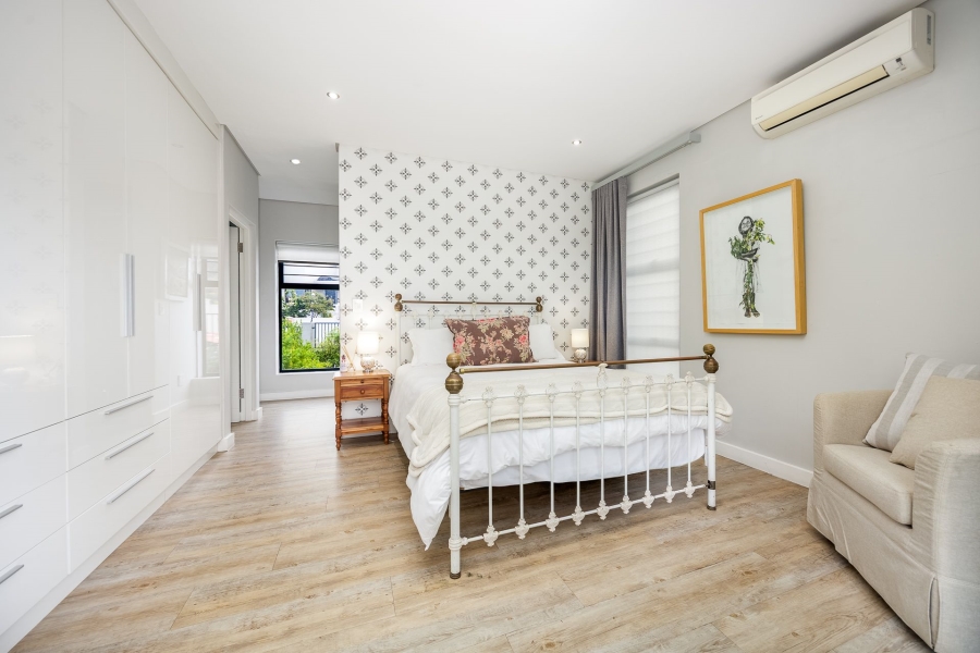 5 Bedroom Property for Sale in Aurora Western Cape